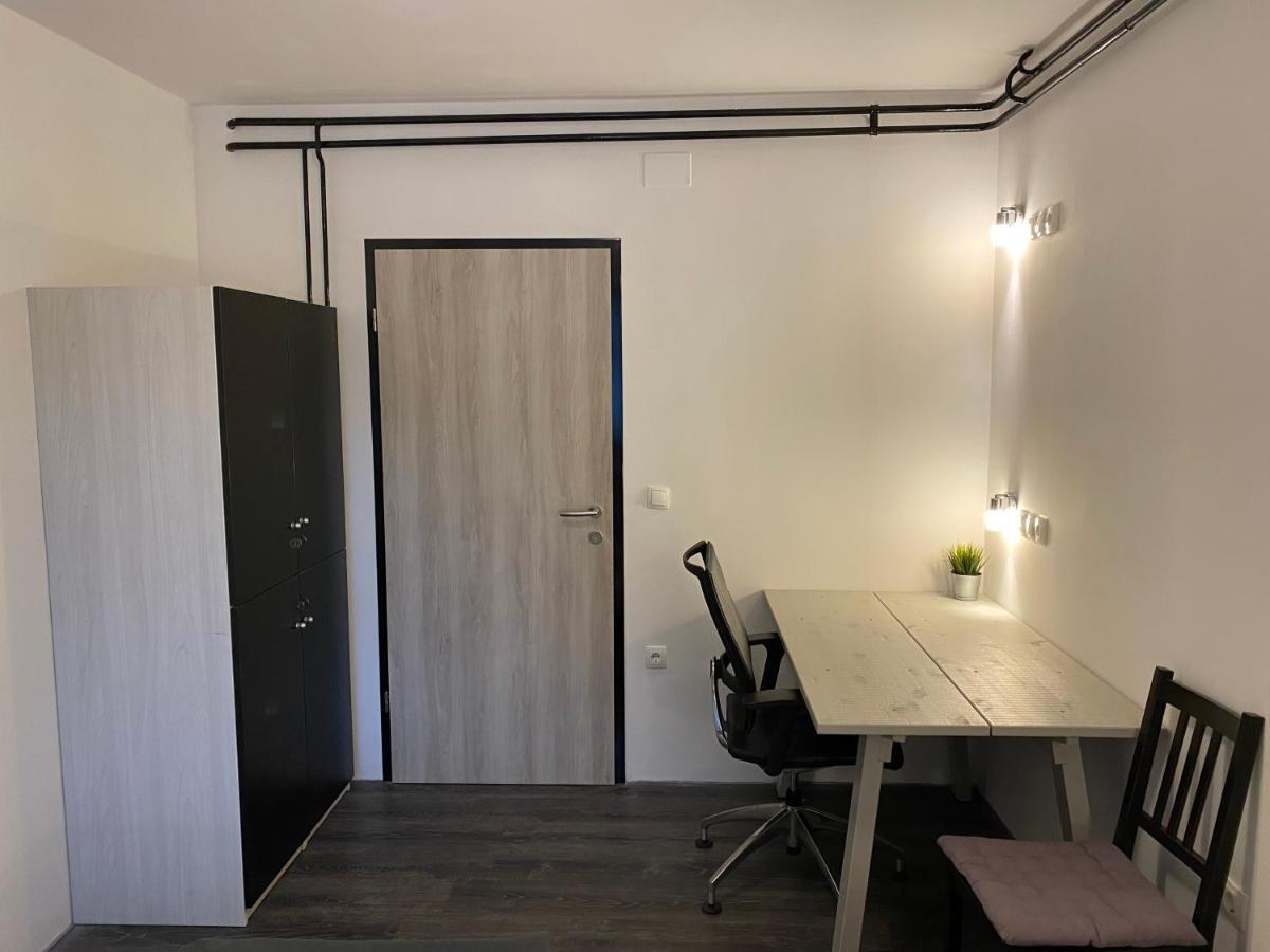The Best Hostel Μπλεντ Εξωτερικό φωτογραφία