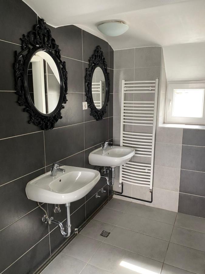 The Best Hostel Μπλεντ Εξωτερικό φωτογραφία