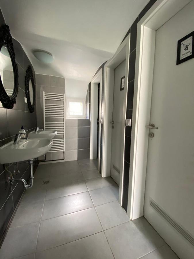 The Best Hostel Μπλεντ Εξωτερικό φωτογραφία